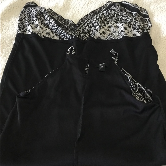 Handkerchief Dress Small Petite - Picture 12 of 16